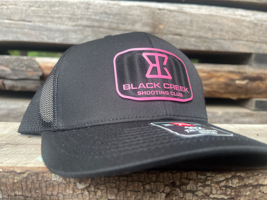 Richardson 112 Solid Black (pink patch)